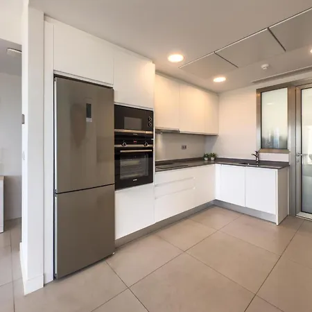 Hanami Scenic Luxury Apartamento Estepona
